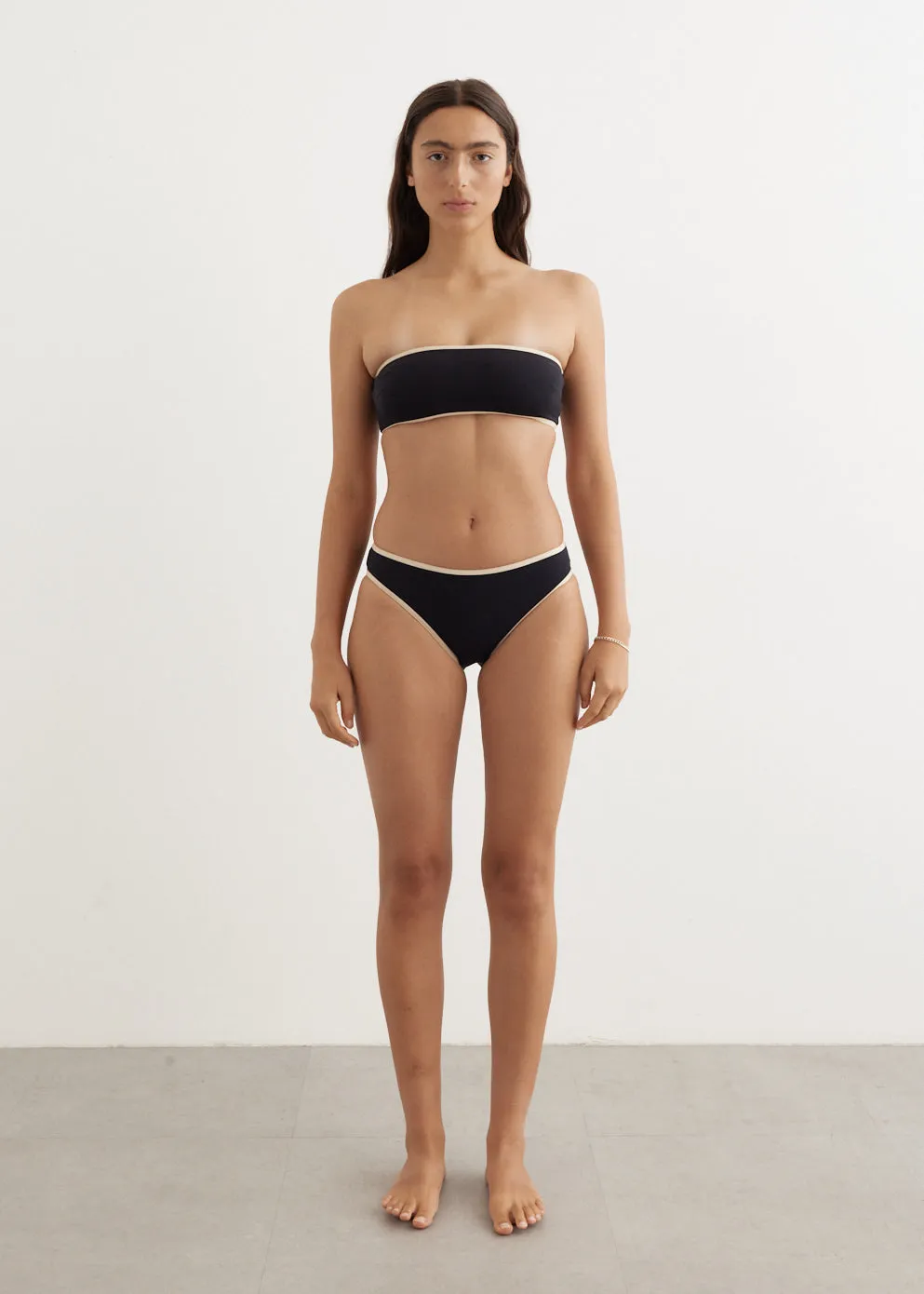 Stripe Edge Strapless Bikini Top