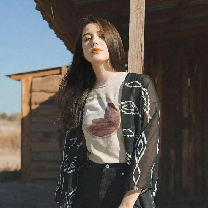 Vintage Desert Graphic Tee