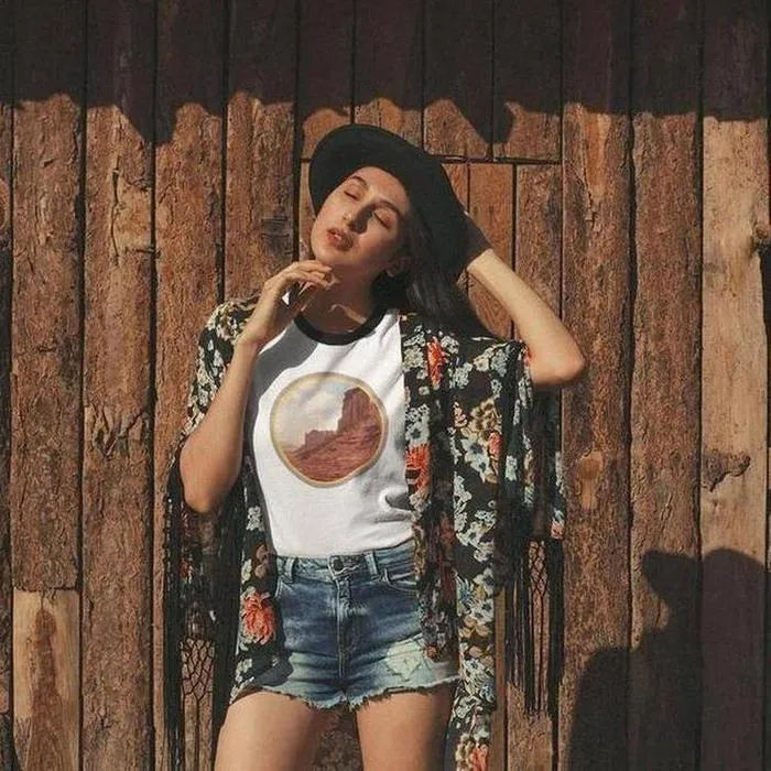 Vintage Desert Graphic Tee